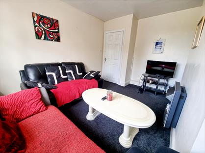 Room in a Shared Flat, Wash Lane, B25