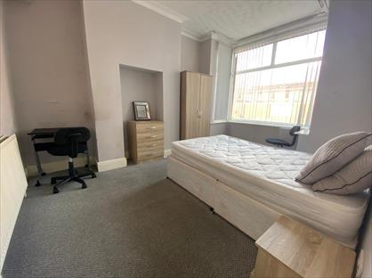 Room in a Shared House, Cromwell Road, M6