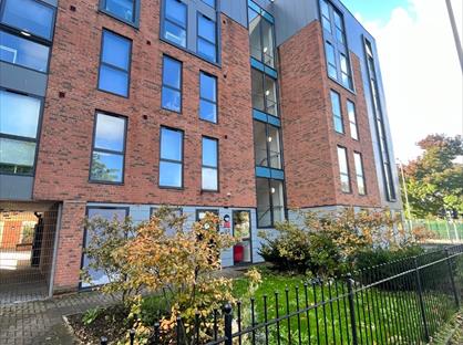 Studio Flat, Upper Parliament Street, L8