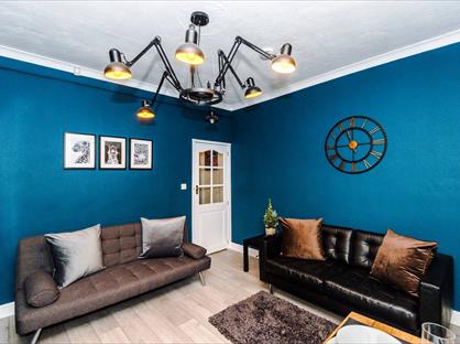 3 Bed Terraced House, Keswick Grove, M6