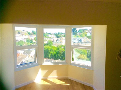 1 Bed Flat, Higher Manor Road, TQ5