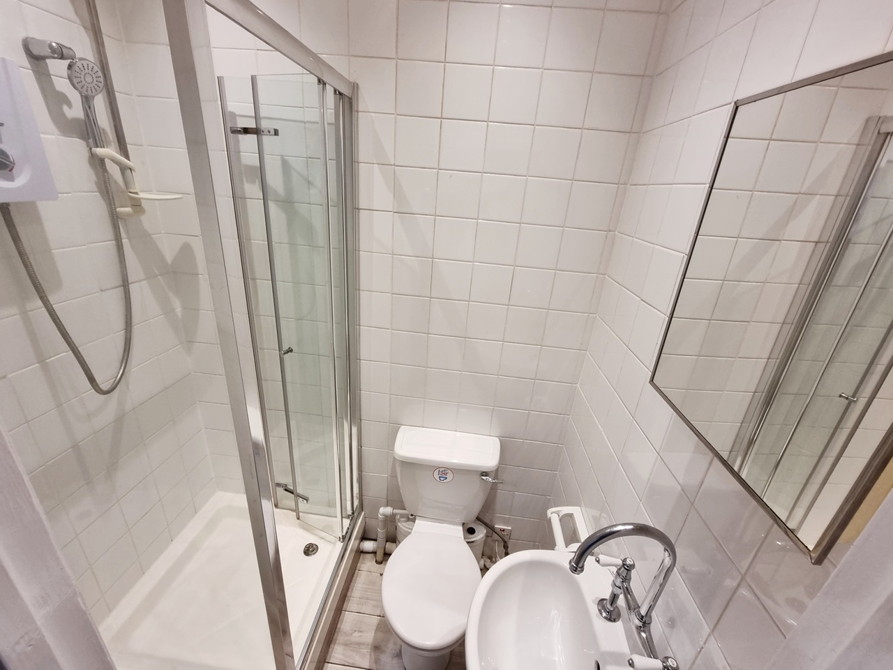 Additional image 5 of 1 Bed Flat, Erleigh Road, RG1, N1 7GU