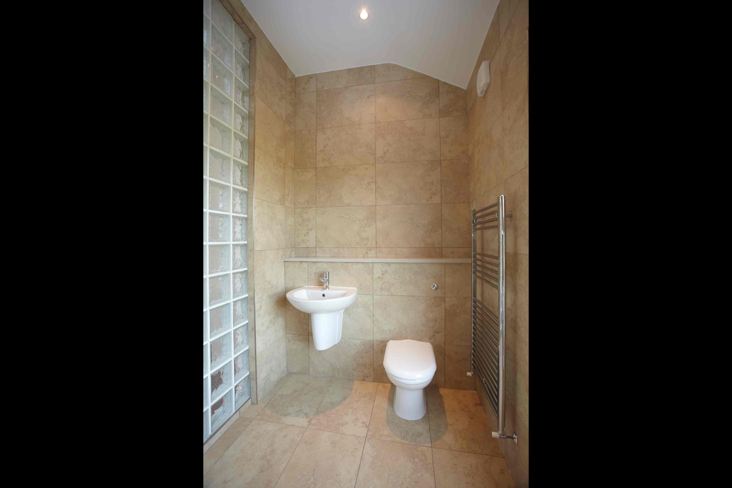 Additional image 7 of 1 Bed Flat, Artisan View, S8, N1 7GU