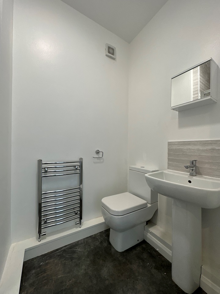 Additional image 15 of 3 Bed Semi-Detached House, Elland Road, LS27, N1 7GU