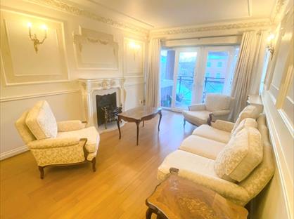 3 Bed Semi-Detached House, Henderson Court, N12