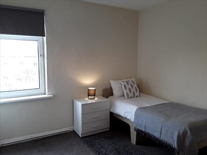 1 Bed Terraced House, Brunner Avenue, NG20