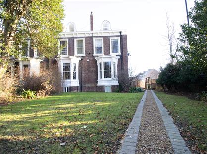 2 Bed Flat, Gray Road, SR2