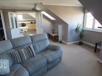 Room in a Shared Flat, George Street, RM1