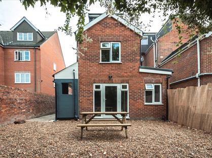 8 Bed End Terrace, Addington Road, RG1