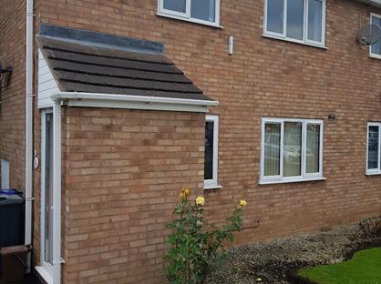 2 Bed Maisonette, Warren Close, DY4