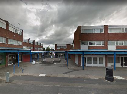 2 Bed Flat, Liskeard Road, WS5