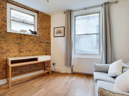 1 Bed Flat, London, W1D