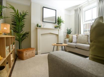 2 Bed Terraced House, Carlton Street, LN1