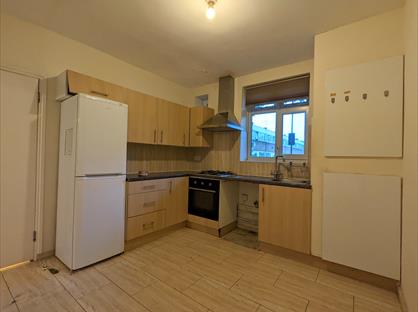 4 Bed Flat, Lydgate House, N16