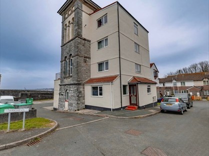 1 Bed Flat, Wright Close, PL1