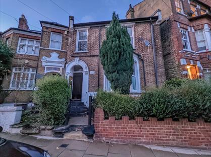 3 Bed Flat, Cheverton Road, N19
