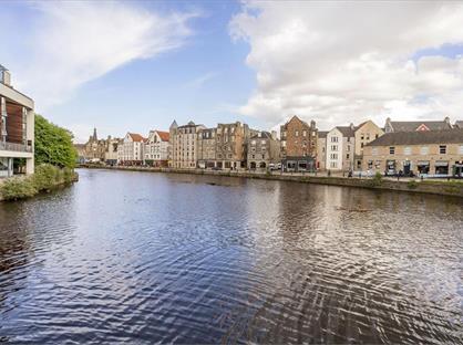 2 Bed Flat, Sandport Way, EH6