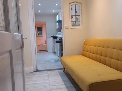 Studio Flat, Addison Road, EN3