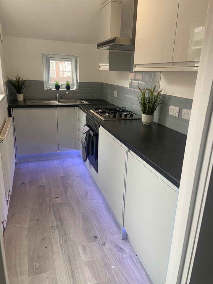 3 Bed Terraced House, Cedar Road, NG7, N1 7GU