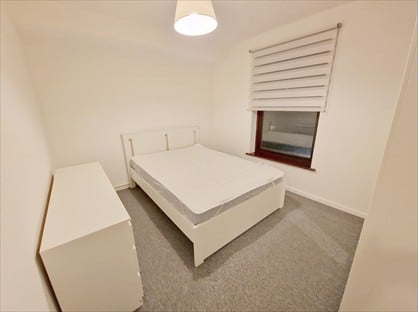 1 Bed Flat, Camden Street, PL4