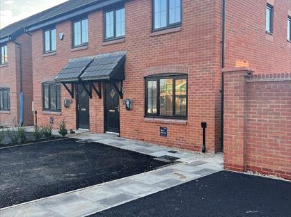 3 Bed Semi-Detached House, Quinn Square, M34
