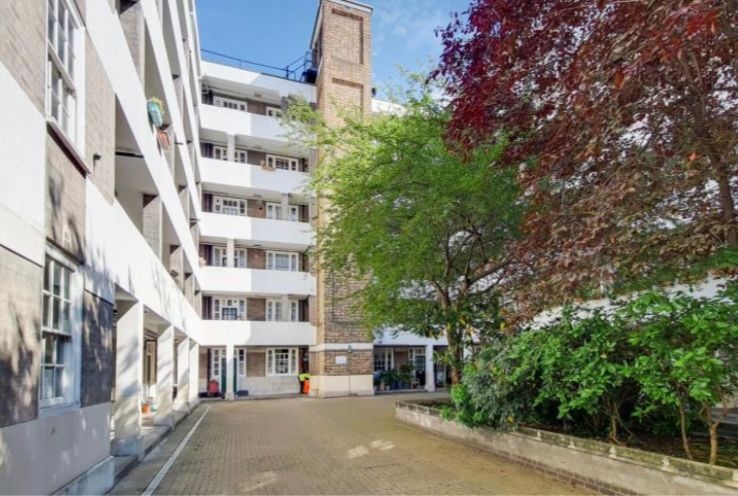 1 Bed Flat, Tothill House, SW1P photo 2