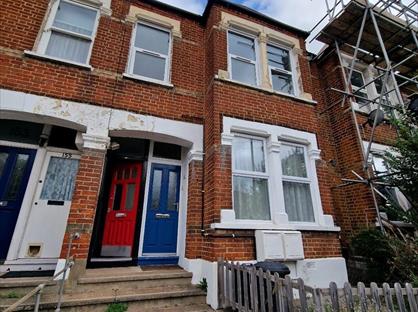 3 Bed Flat, Sellincourt Road, SW17