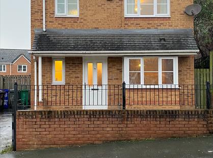 3 Bed Detached House, Olanyian Drive, M8