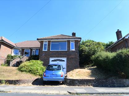 3 Bed Semi-Detached House, Wheatfield Way, BN2