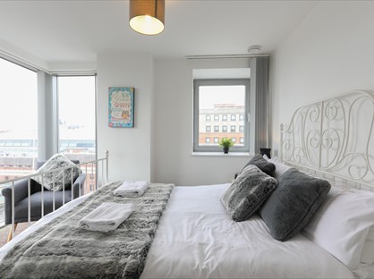 2 Bed Flat, Basilica, LS1
