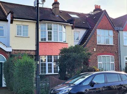 3 Bed Terraced House, Valley Road, SW16