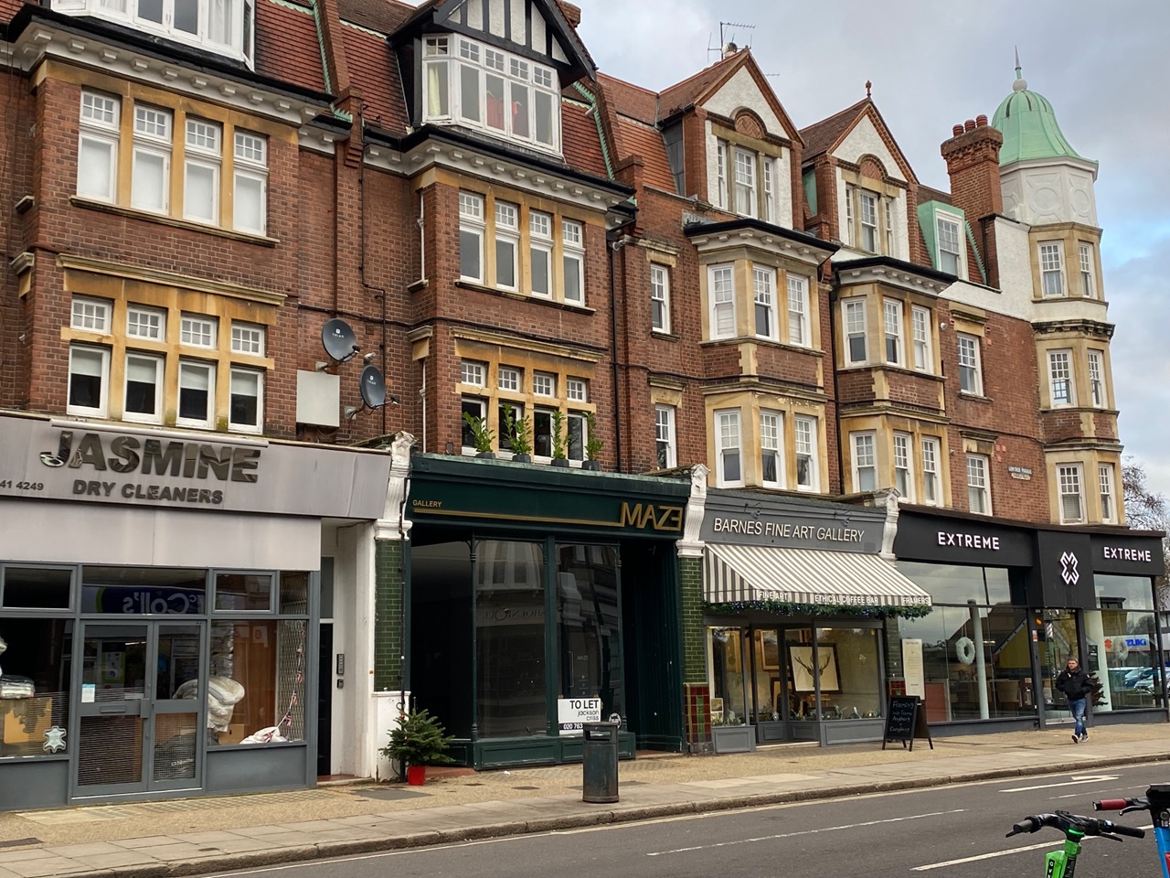 London Studio Flat, Barnes, SW13 To Rent Now for £880.00 p/m