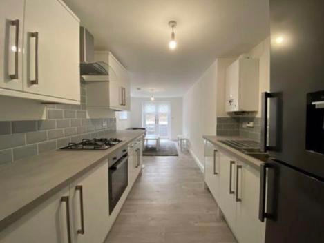 Additional image 3 of 2 Bed Flat, Woodville Road, CF24, N1 7GU