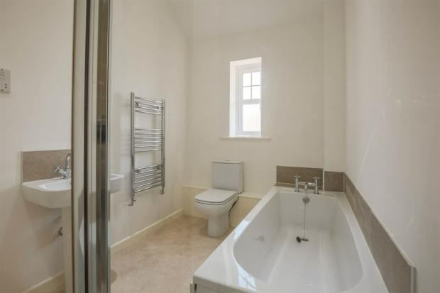 2 Bed Flat, Hatton Mews, DE21 photo 5