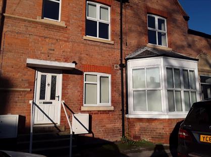 2 Bed Terraced House, Albert Road, DN22