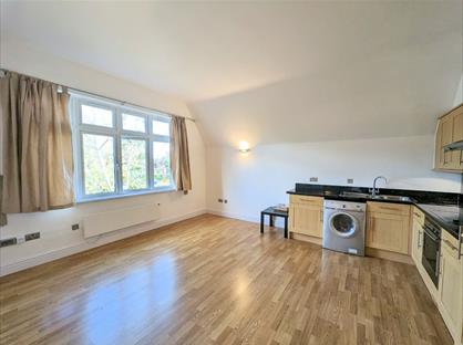 2 Bed Flat, Portland Court, B16