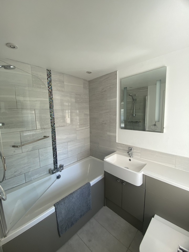 Halifax 2 Bed Terraced House, Illingworth Road, HX2 To Rent Now for