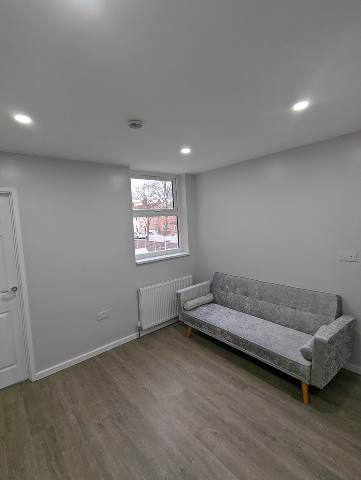 1 Bed Flat, Red Lane, CV6, N1 7GU