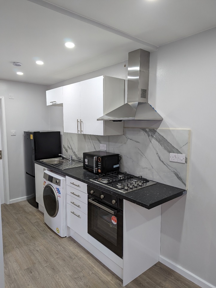 Additional image 3 of 1 Bed Flat, Red Lane, CV6, N1 7GU