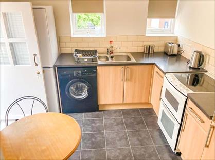 1 Bed Flat, New Street, CV34