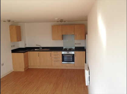 2 bed flat/apartment for rent in 2 Bed Flat, Harding House, SN1