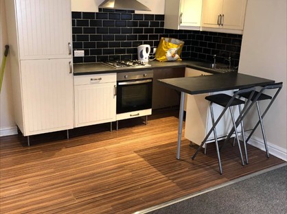 2 Bed Flat, College Grove Road, WF1