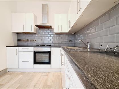 2 Bed Flat, Urswick Road, E9