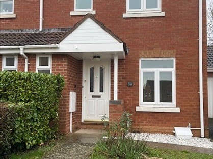 3 Bed Semi-Detached House, Malus Close, WR14