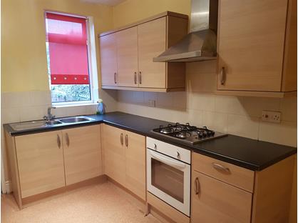 2 Bed Terraced House, Shaw Lane, S70
