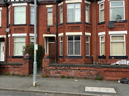 5 Bed Terraced House, Daisy Bank Road, M14