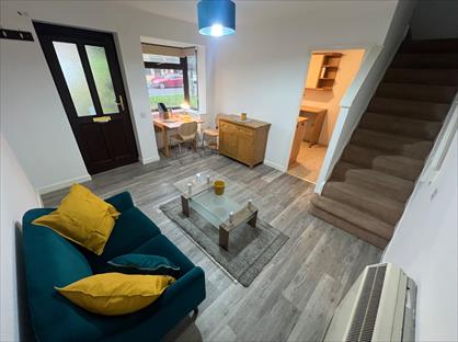 1 Bed End Terrace, Marefield, RG6
