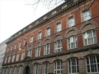 2 Bed Flat, Old Hall Street, L3
