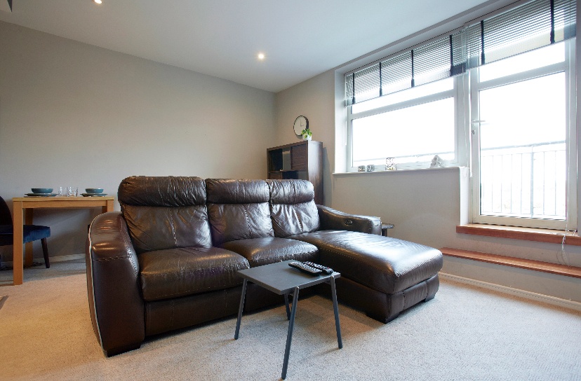 2 Bed Flat, East Street, LS9 photo 5