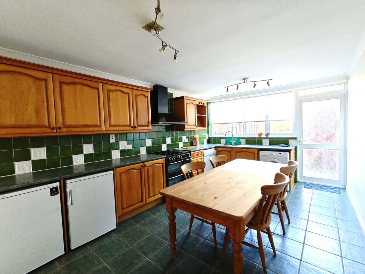 Bexleyheath 3 Bed Terraced House, Mason Close, DA7 To Rent Now for